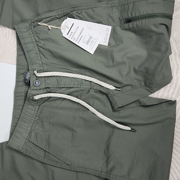Vuori Ripstop Pants - Picture 4 of 13